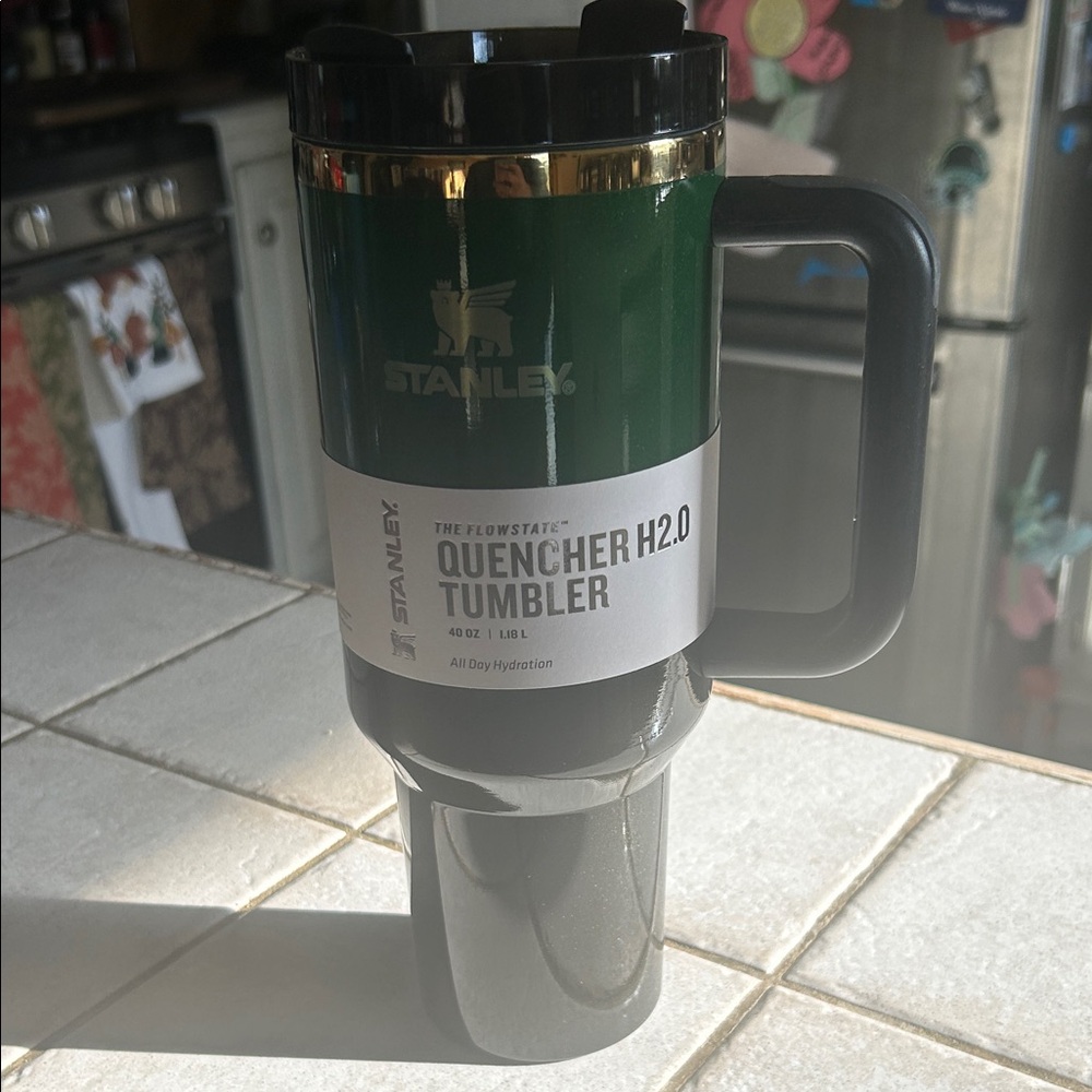 Stanley Green and Black Quencher H2.0 Mug